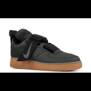 *FLASH SALE* ‼️‼️‼️ Men’s Green Air Force One sneaker